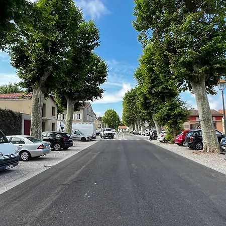 Couette-café Sci Les Remparts De Mirepoix